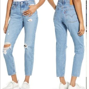 Levi’s Wedgie Straight Jeans